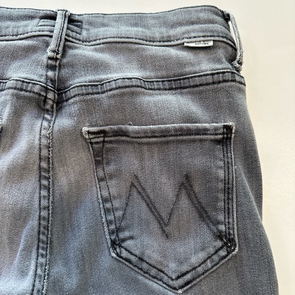 MOTHER The Zip Stunner Two Step Fray Gray Denim Jeans Women’s Size 25 - Picture 7 of 13